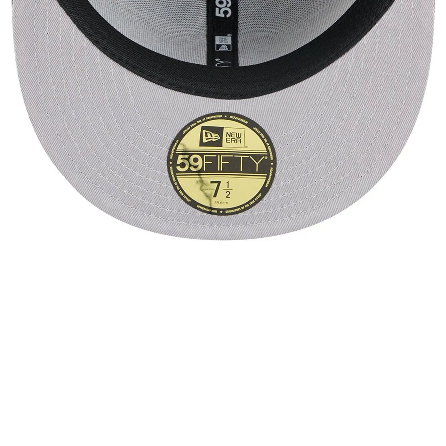 Pictured is this MLB Cap Scramble Boston Red Sox 59FIFTY Fitted cap in black. 2