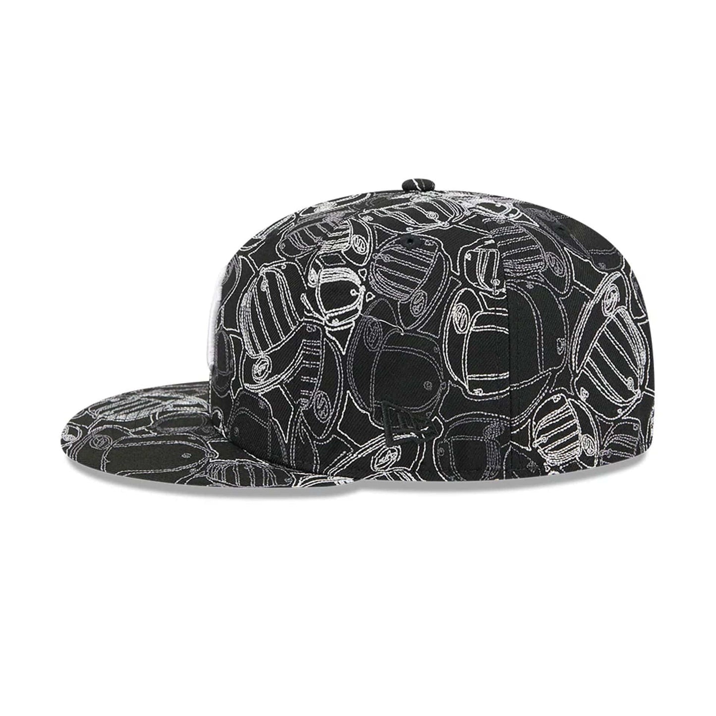 Pictured is this MLB Cap Scramble New York Yankees 59FIFTY Fitted cap in black. 6