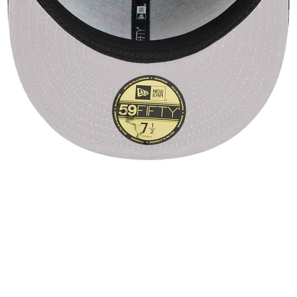 Pictured is this NHL Cap Scramble Anaheim Ducks 59FIFTY Fitted cap in black. 2