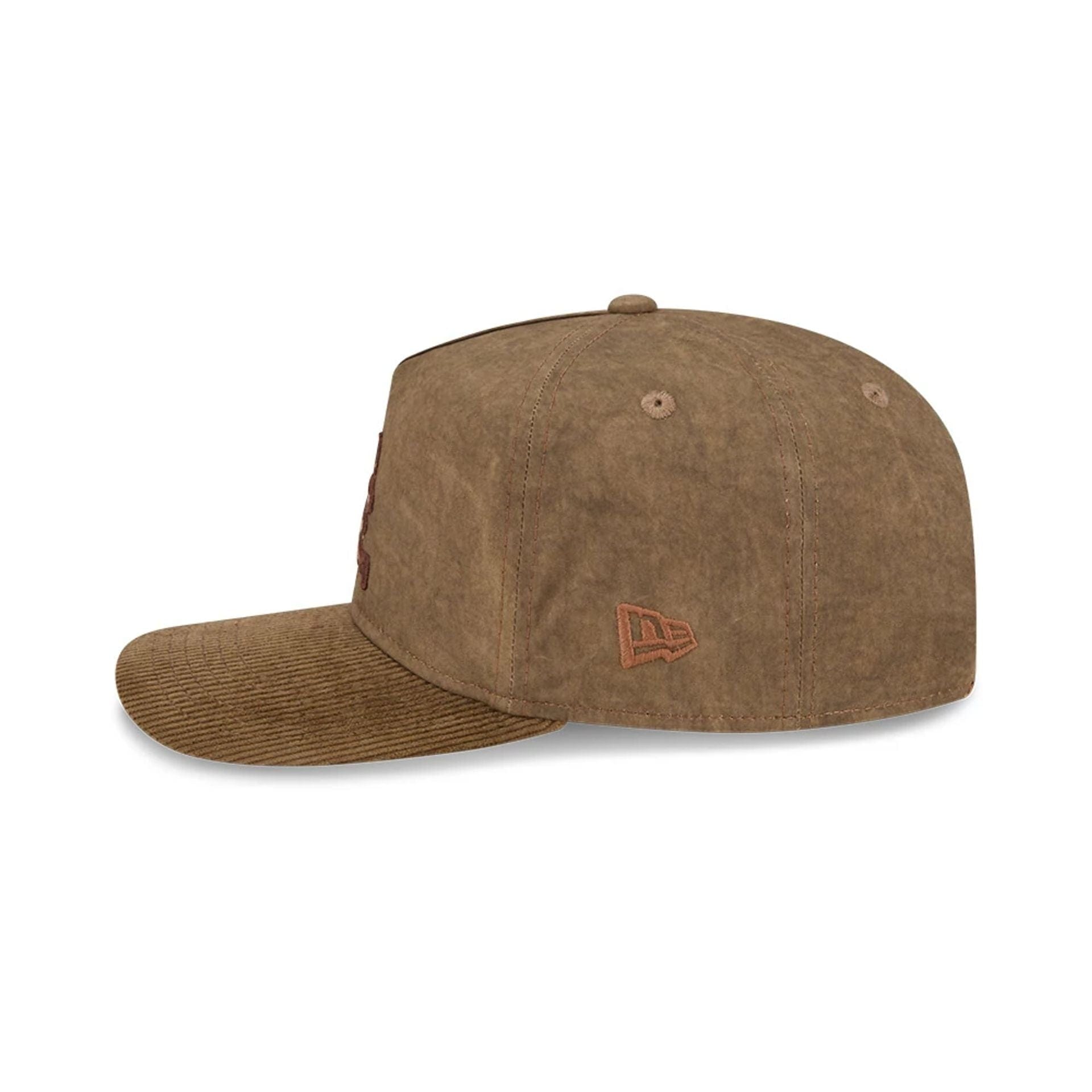 Pictured is this MLB Utility Linen New York Mets 19TWENTY cap in open brown. 4