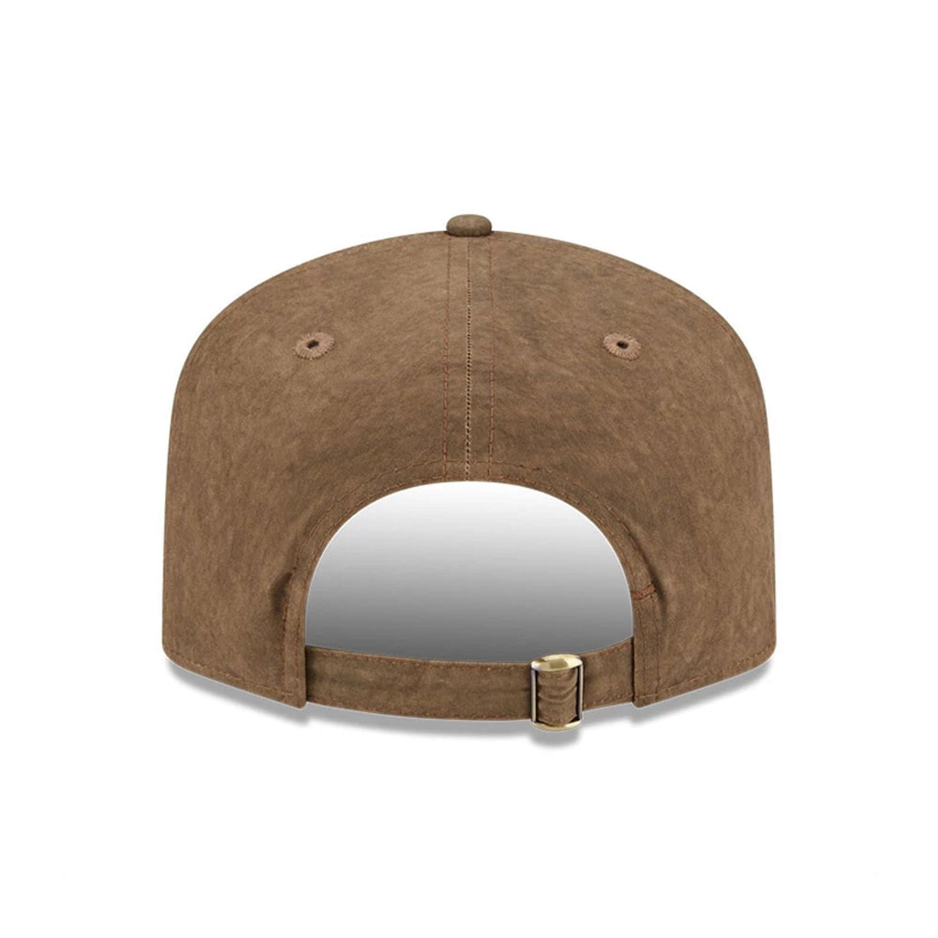 Pictured is this MLB Utility Linen Atlanta Braves 19TWENTY cap in open brown. 4