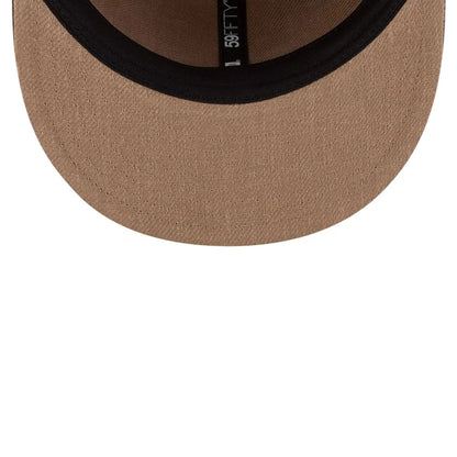 Pictured is this MLB Utility Linen New York Yankees Retro Crown 59FIFTY Fitted cap in open brown. 2