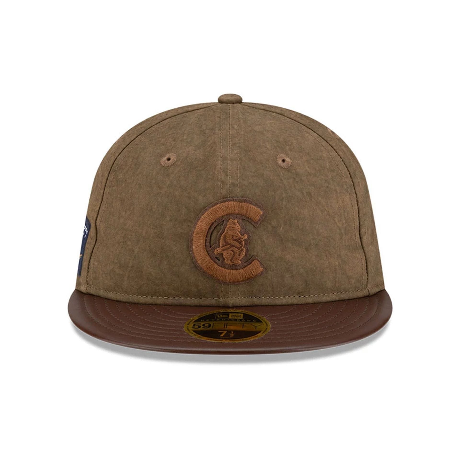 Pictured is this MLB Utility Linen Chicago Cubs Retro Crown 59FIFTY Fitted cap in open brown. 3