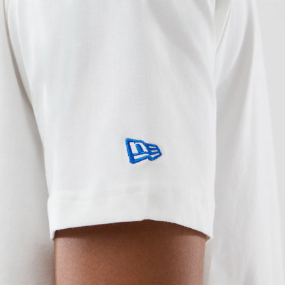 The model is wearing this Space Jam 2 X NBA LA Lakers T-Shirt in white. 4