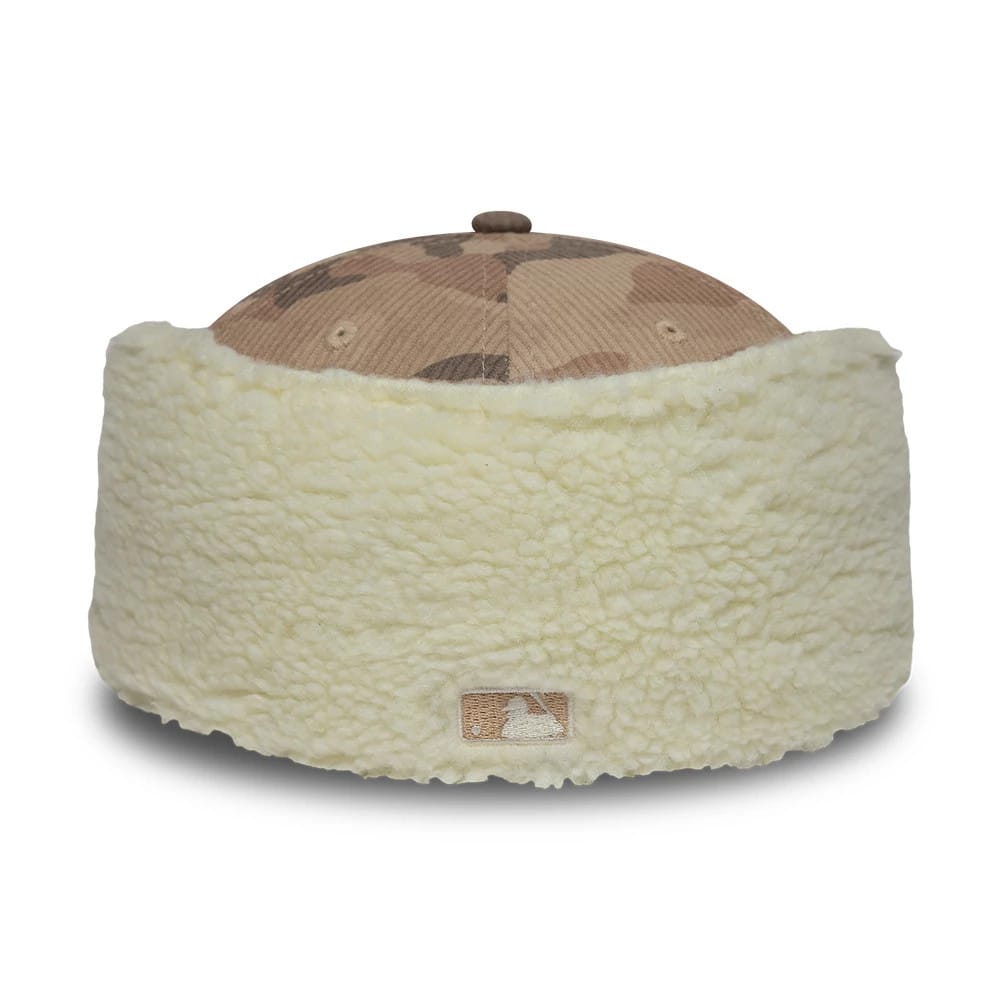 Pictured is this MLB Cord LA Dodgers Downflap 59FIFTY Fitted cap in light beige. 5