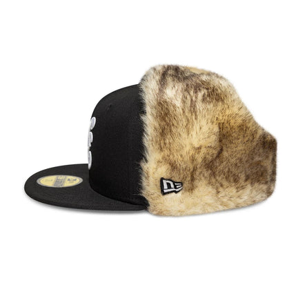 Pictured is this New Era Dogear 59FIFTY Fitted cap in black. 9
