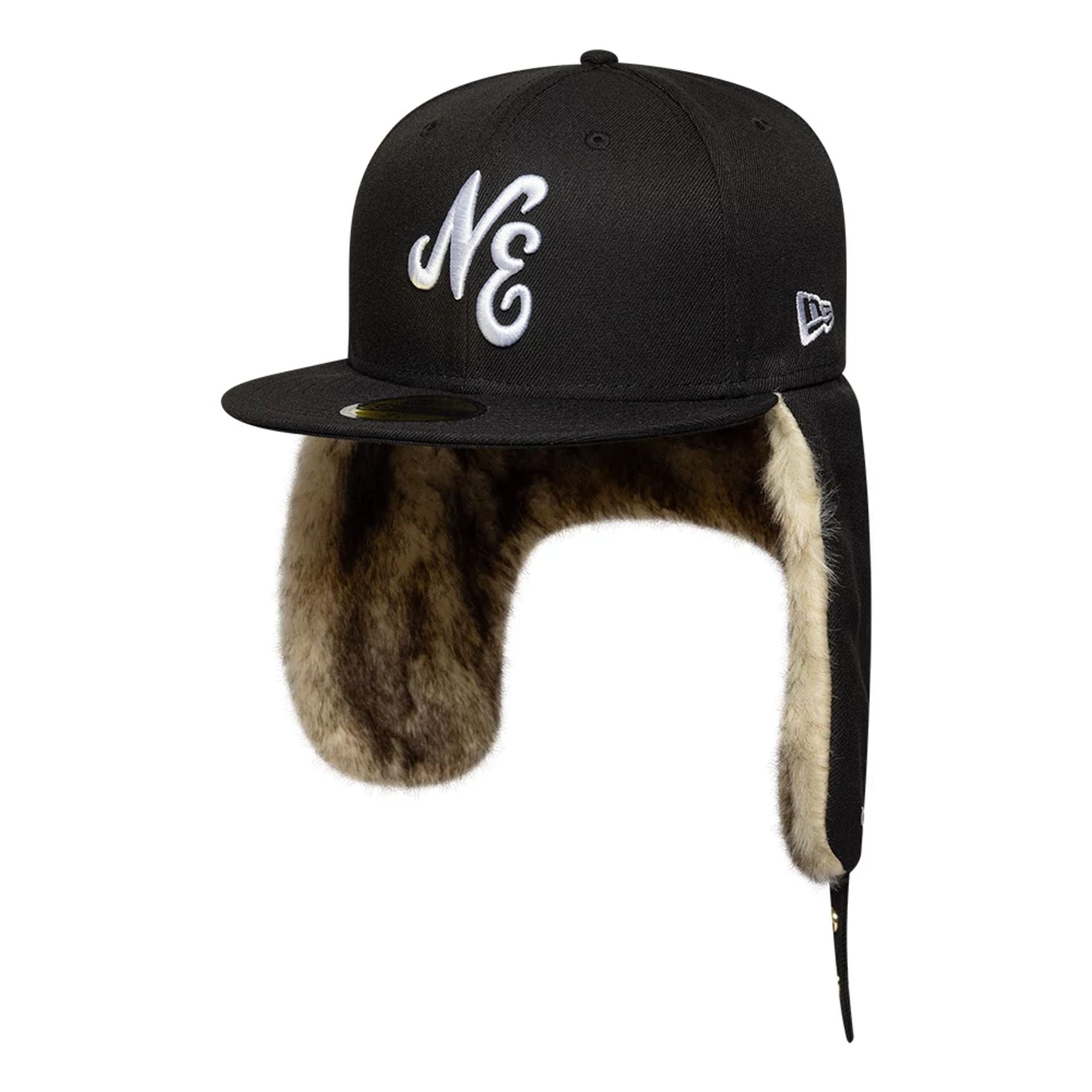 Pictured is this New Era Dogear 59FIFTY Fitted cap in black. 5