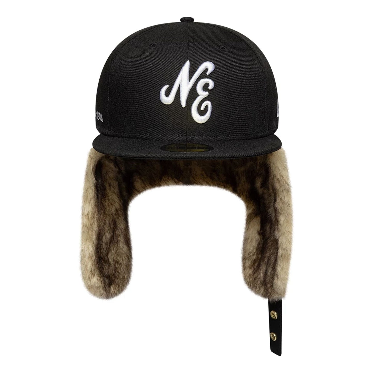 Pictured is this New Era Dogear 59FIFTY Fitted cap in black. 8