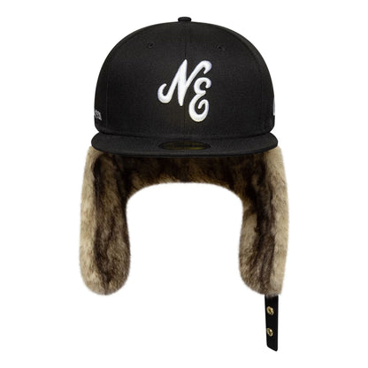 Pictured is this New Era Dogear 59FIFTY Fitted cap in black. 8