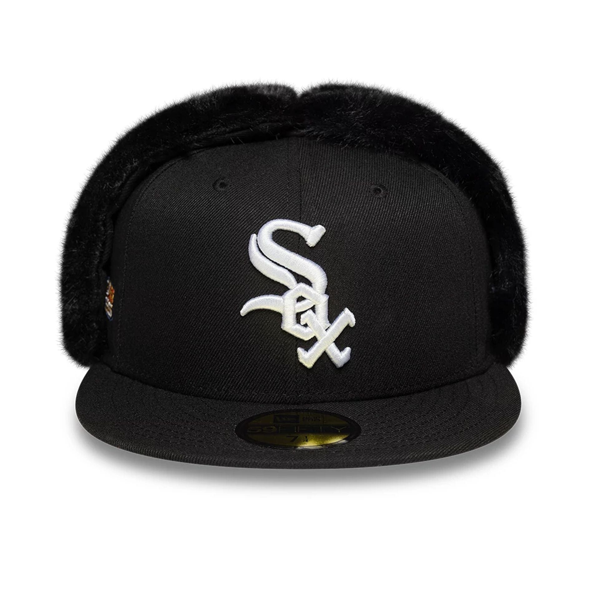 Pictured is this MLB World Series Chicago White Sox Dogear 59FIFTY Fitted cap in black. 3