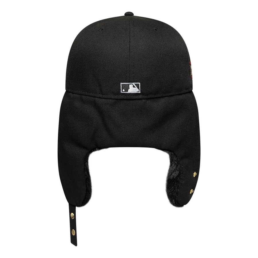 Pictured is this MLB World Series Chicago White Sox Dogear 59FIFTY Fitted cap in black. 5