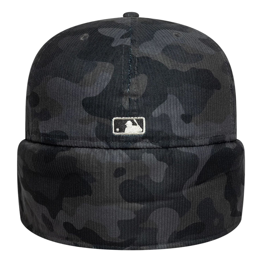 Pictured is this MLB Cord Chicago White Sox Downflap 59FIFTY Fitted cap in black. 10