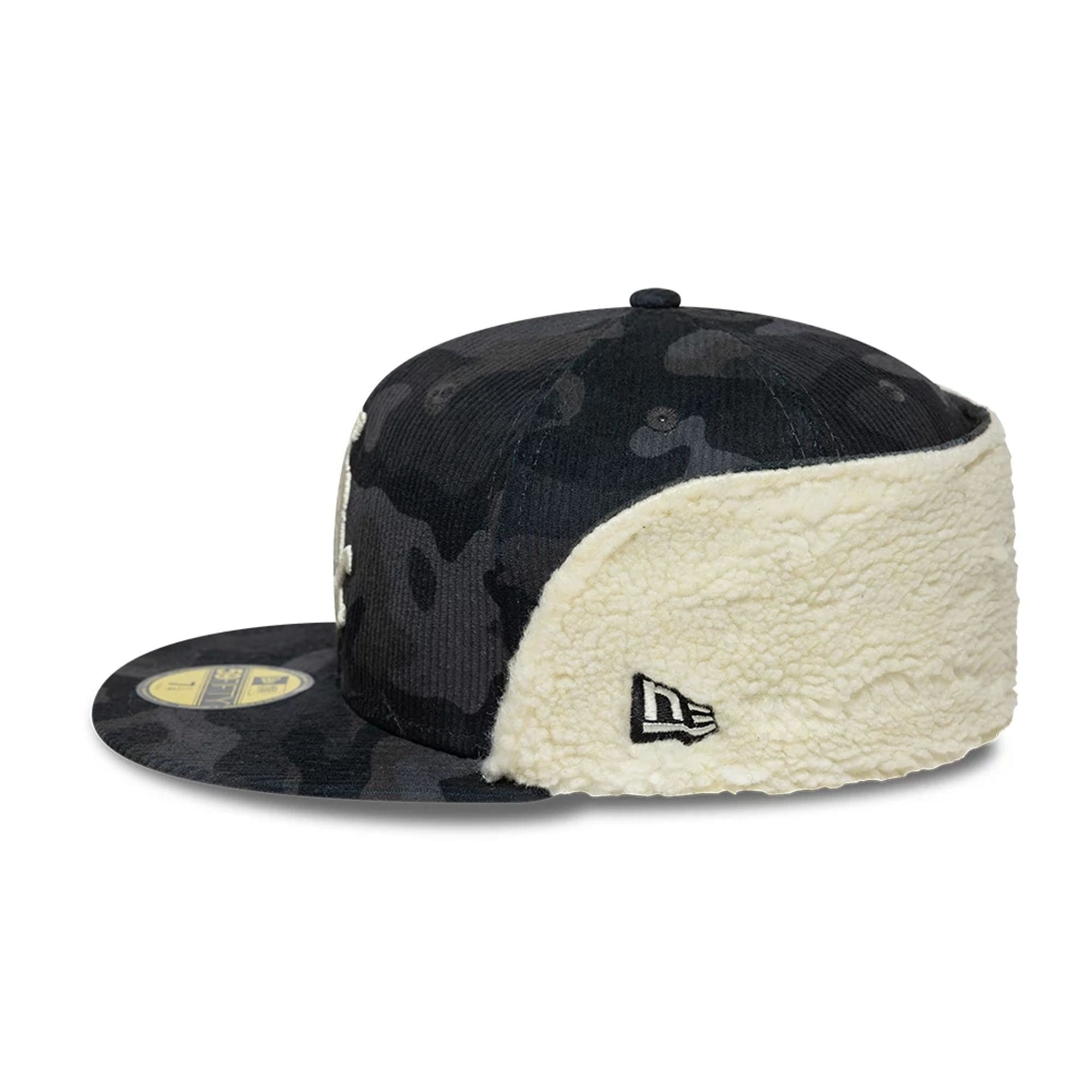 Pictured is this MLB Cord Chicago White Sox Downflap 59FIFTY Fitted cap in black. 7