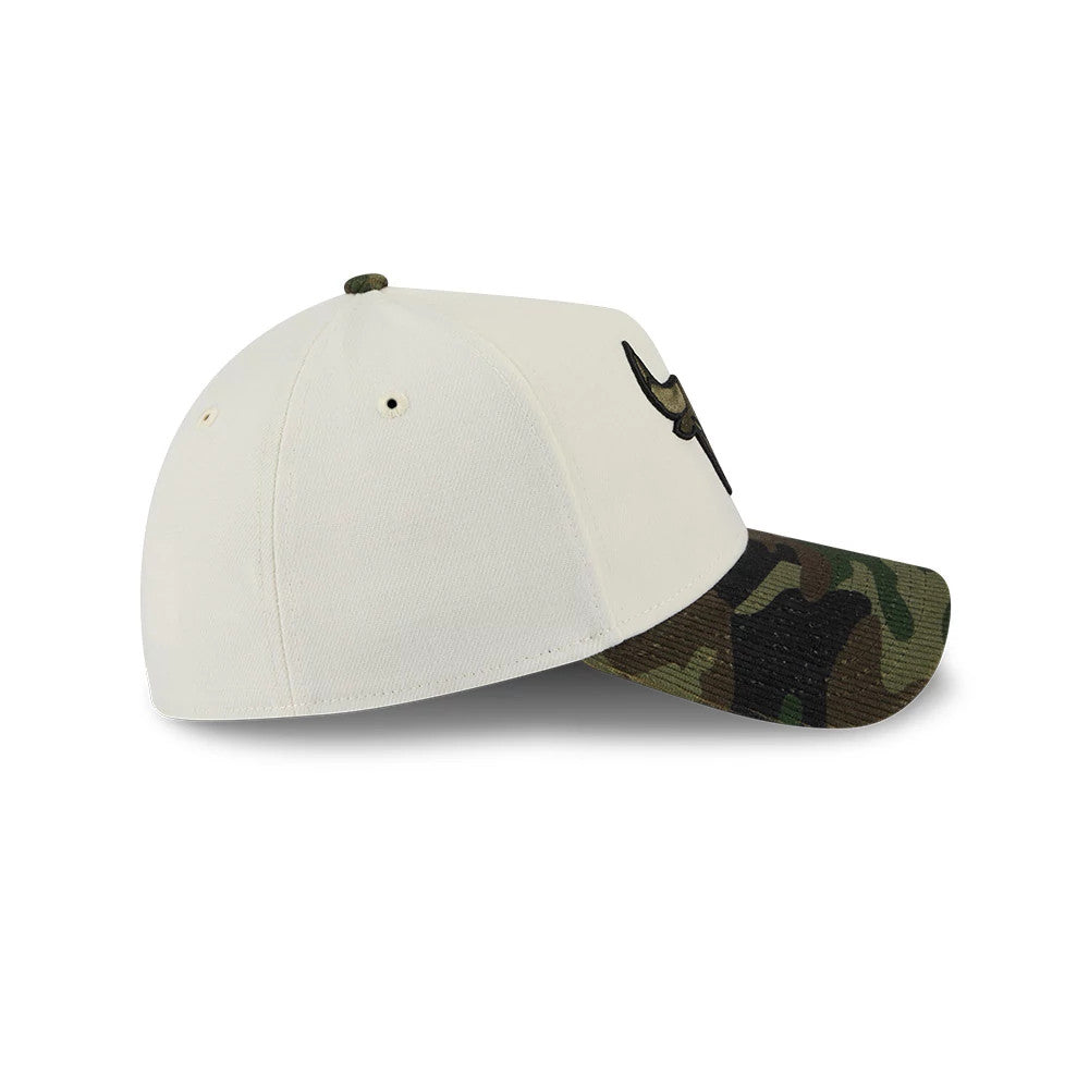 Pictured is this NBA Chicago Bulls 39THIRTY A-Frame Stretch Fit cap in Cream 6