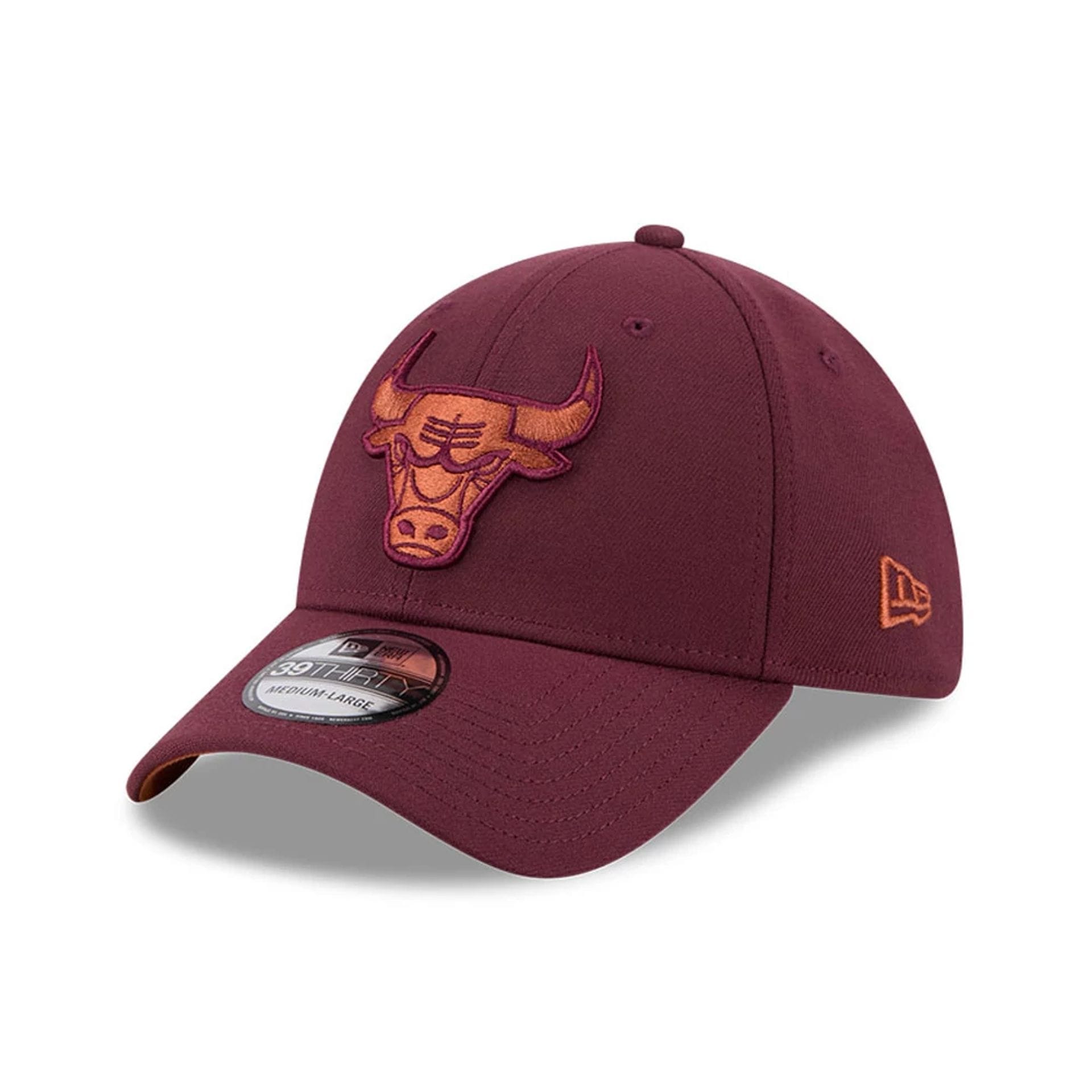 Pictured is this NBA Frosted Rust Chicago Bulls 39THIRTY Stretch Fit cap in dark red. 1