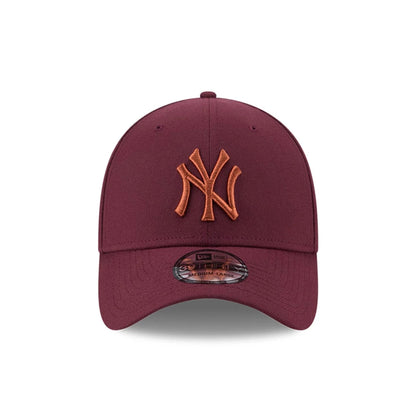 Pictured is this MLB Frosted Rust New York Yankees 39THIRTY Stretch Fit cap in dark red. 3