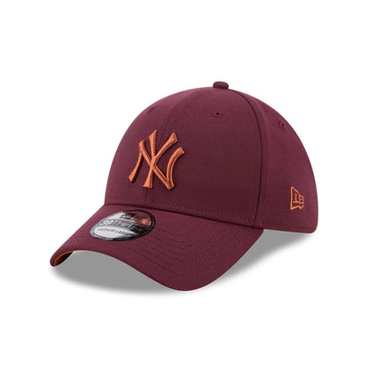 Pictured is this MLB Frosted Rust New York Yankees 39THIRTY Stretch Fit cap in dark red. 1