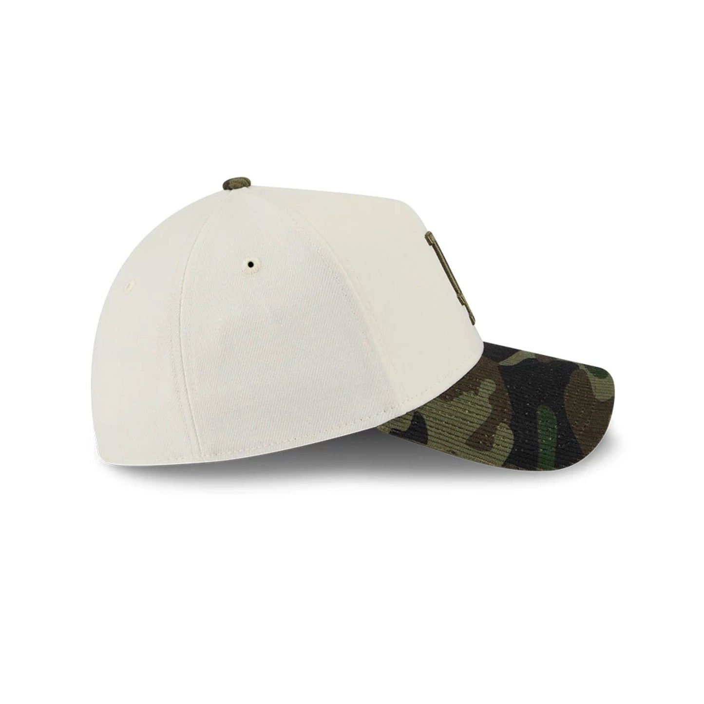Pictured is this MLB Camo Visor LA Dodgers 39THIRTY A-Frame Stretch Fit cap in Cream. 6