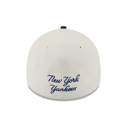 Pictured is this MLB Chrome New York Yankees 39THIRTY A-Frame Stretch Fit cap in Navy. 3