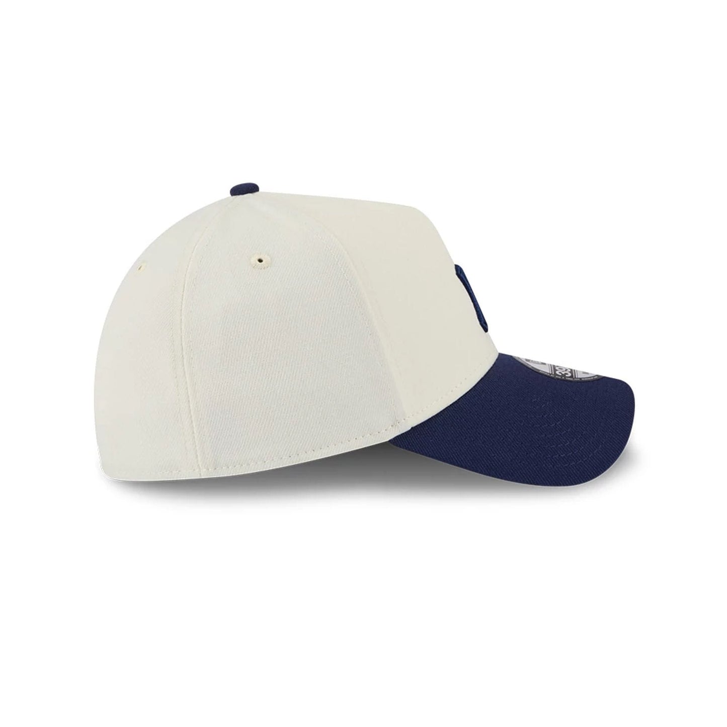 Pictured is this MLB Chrome New York Yankees 39THIRTY A-Frame Stretch Fit cap in Navy. 7
