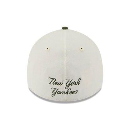 Pictured is this MLB Chrome New York Yankees 39THIRTY A-Frame Stretch Fit cap in Dark Green. 3