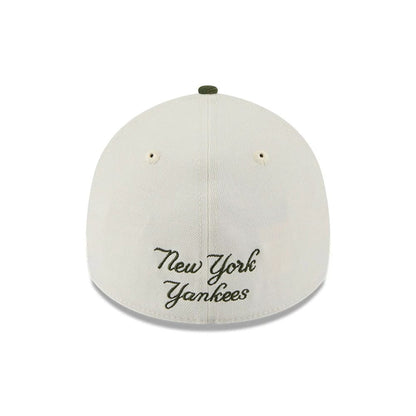 Pictured is this MLB Chrome New York Yankees 39THIRTY A-Frame Stretch Fit cap in cream. 3