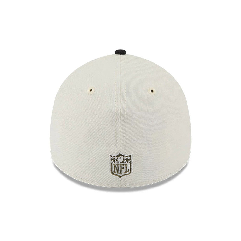 Pictured is this NFL Camo Visor Las Vegas Raiders 39THIRTY A-Frame Stretch Fit cap in white. 7