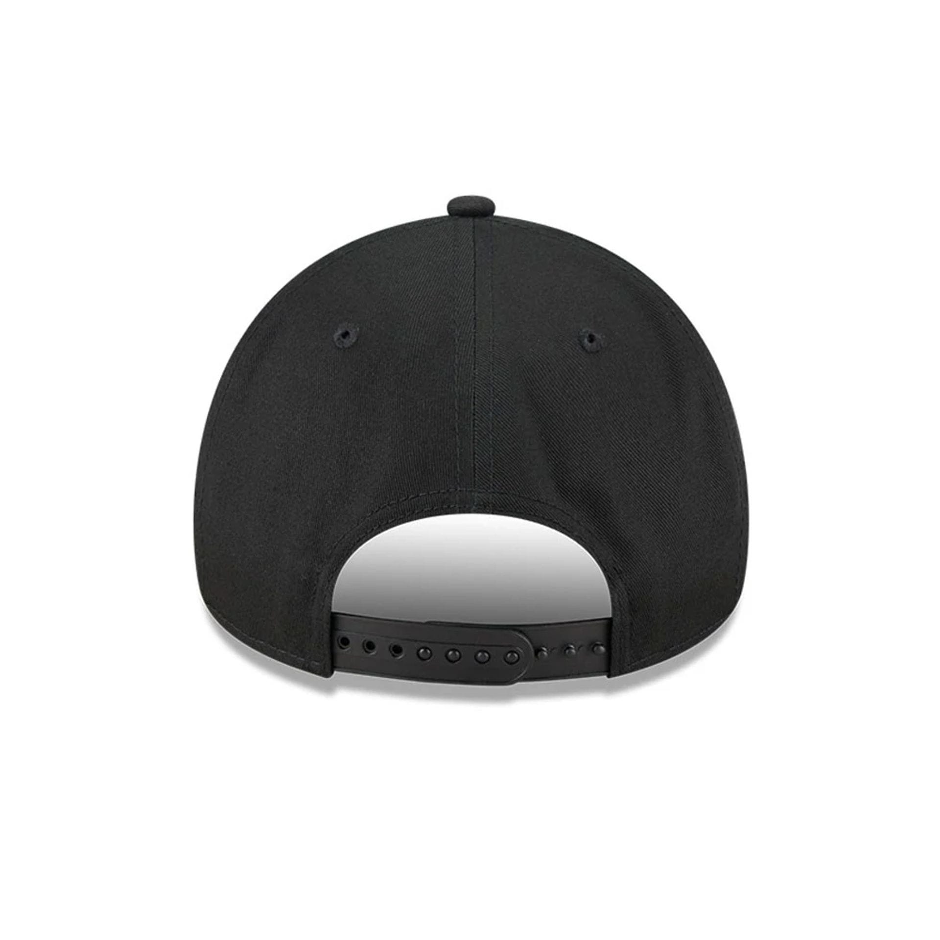 Pictured is this MLB Barb Visor Las Vegas Raiders 9FORTY A-Frame cap in black. 7