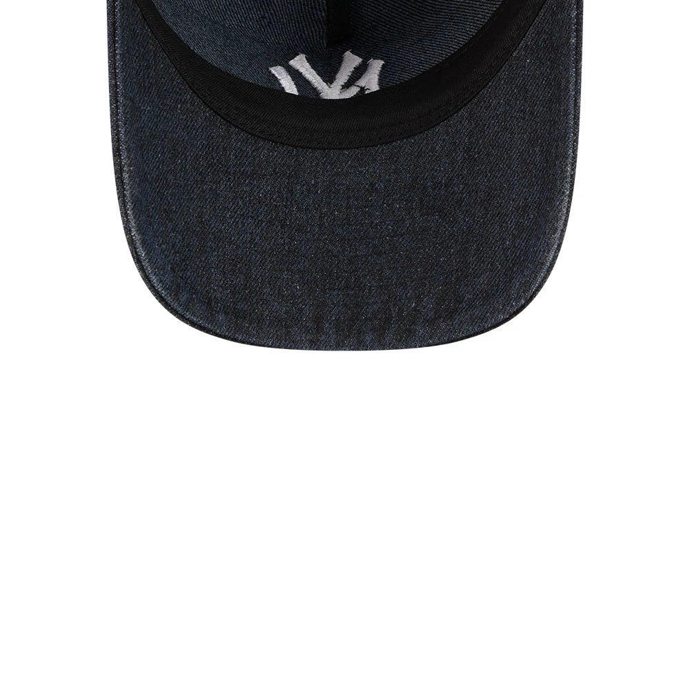 Pictured is this MLB Overwash New York Yankees 9TWENTY A-Frame cap in navy. 7