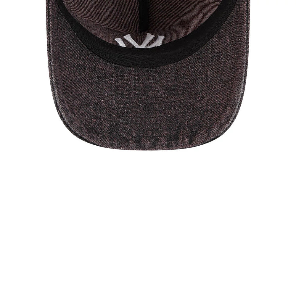Pictured is this MLB Overwash New York Yankees 9TWENTY A-Frame cap in Charcoal. 6