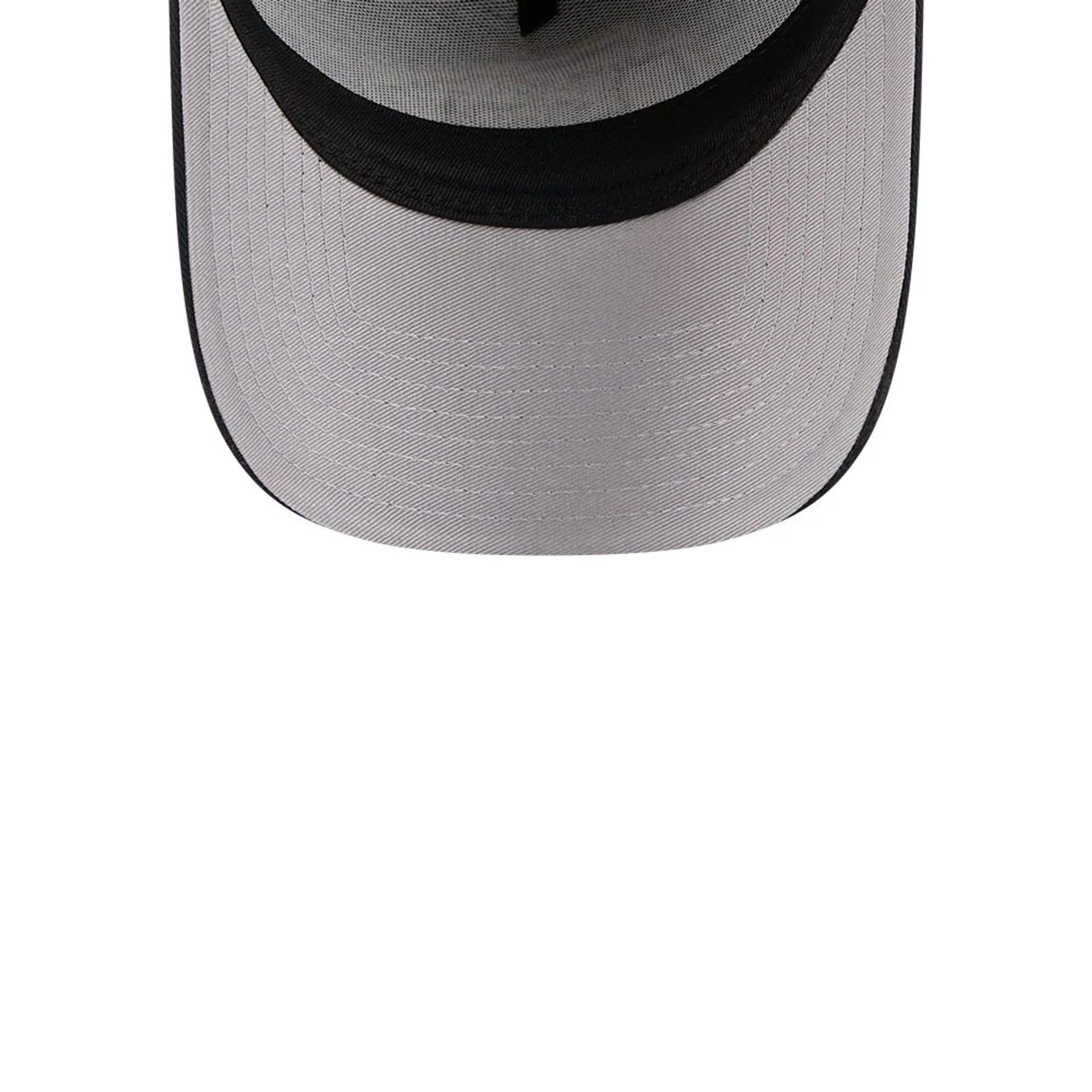 Pictured is this NFL Desert 2 Tone Kansas City Chiefs 9FORTY A-Frame cap in beige. 2