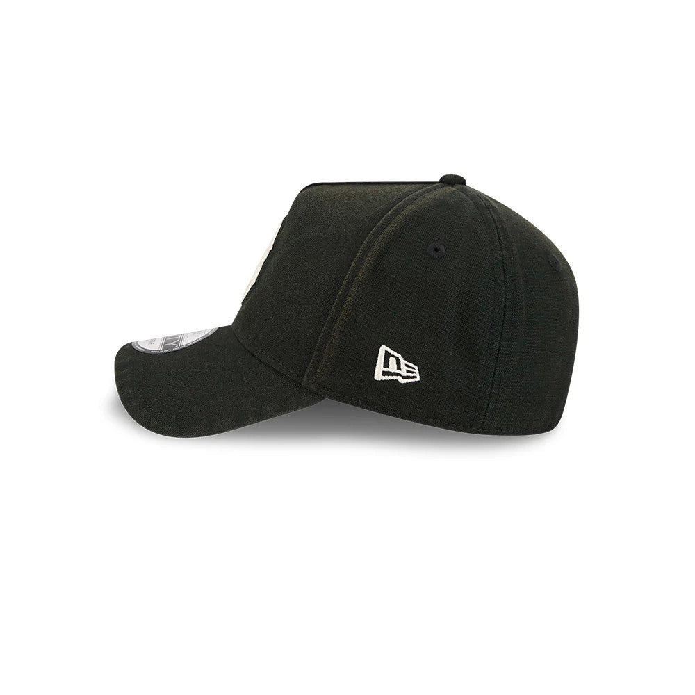 Pictured is this MLB Washed Canvas Boston Red Sox 9FORTY A-Frame cap in black. 5