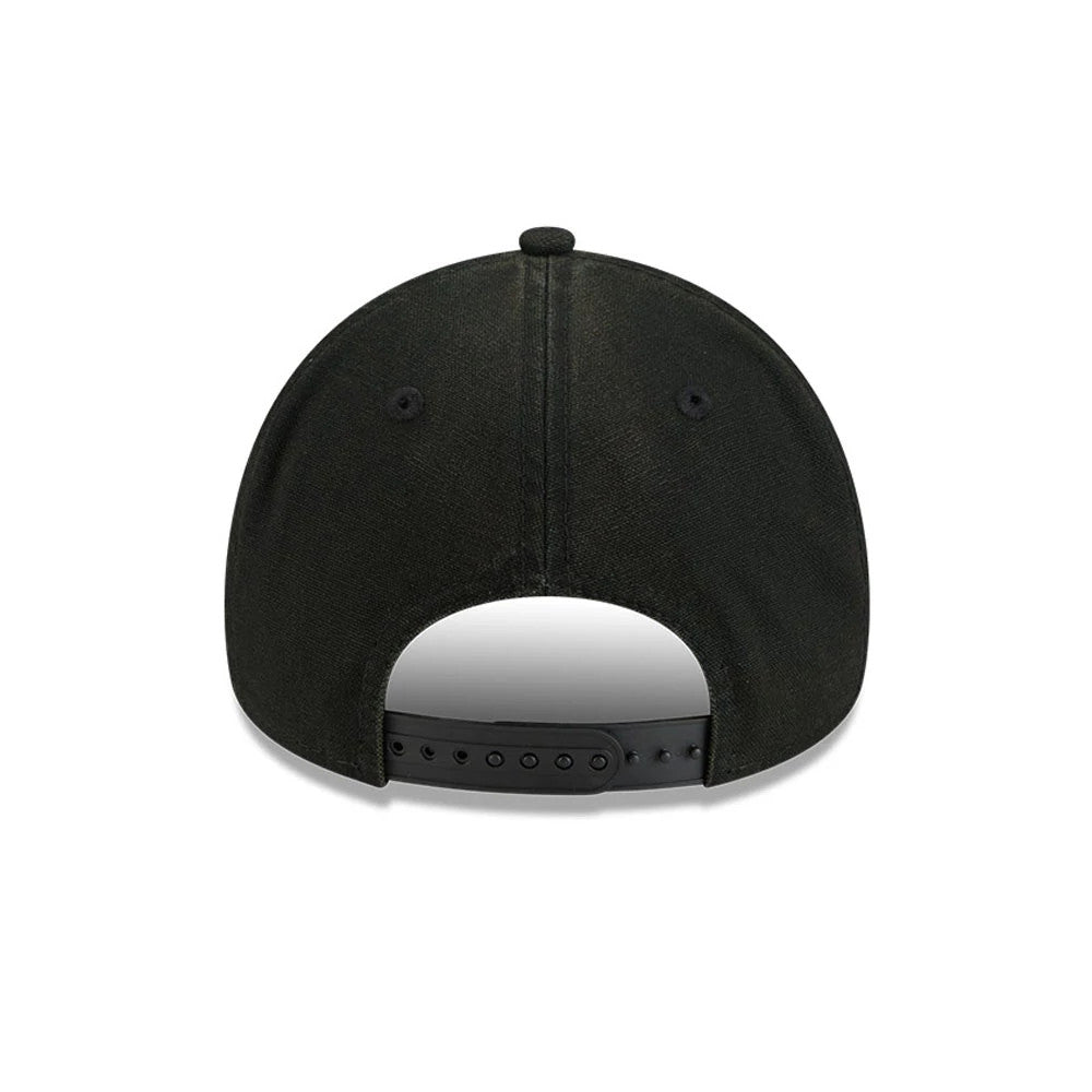 Pictured is this MLB Washed Canvas Boston Red Sox 9FORTY A-Frame cap in black. 4