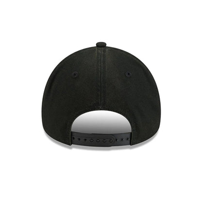 Pictured is this MLB Washed Canvas Boston Red Sox 9FORTY A-Frame cap in black. 4