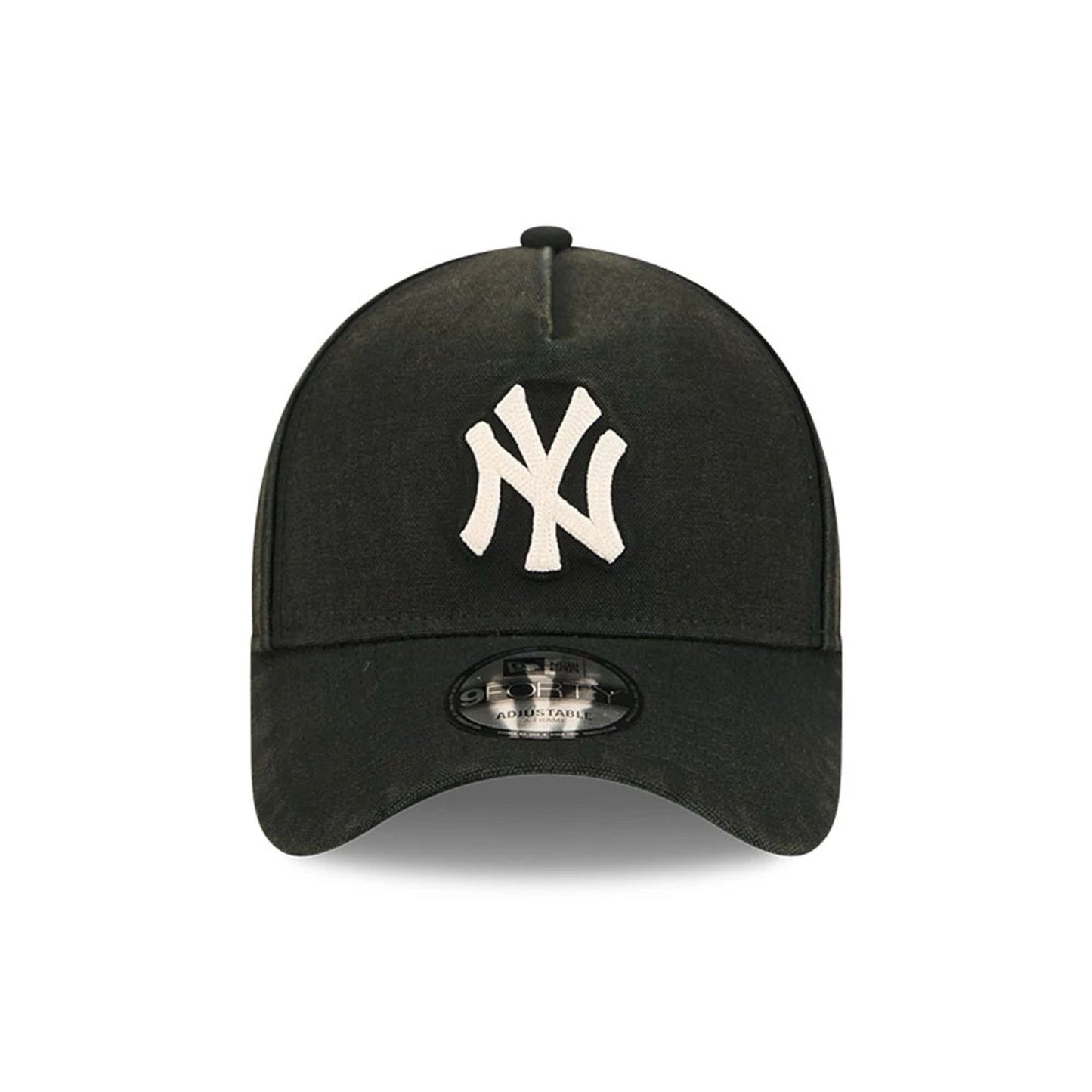 Pictured is this MLB Washed Canvas New York Yankees 9FORTY A-Frame cap in black. 2