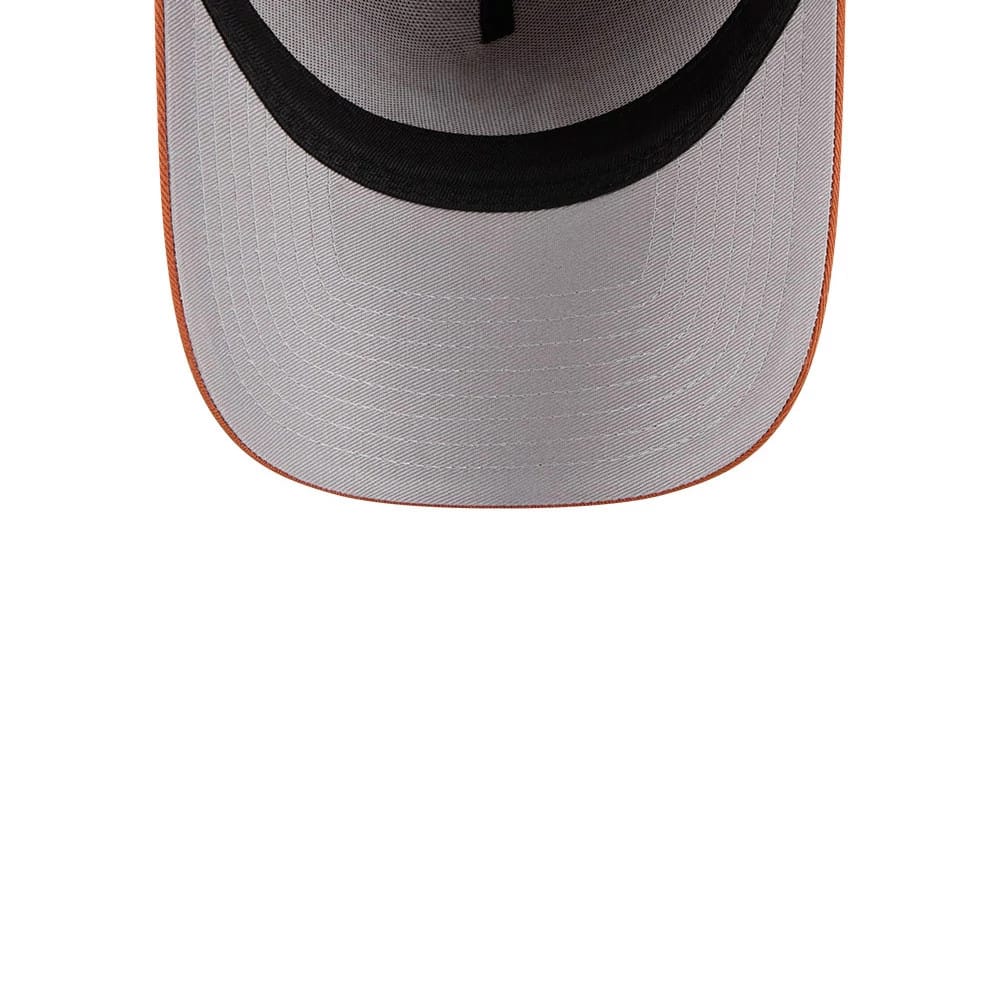 Pictured is this MLB Autumn Mix New York Yankees 9FORTY A-Frame cap in Brown. 2