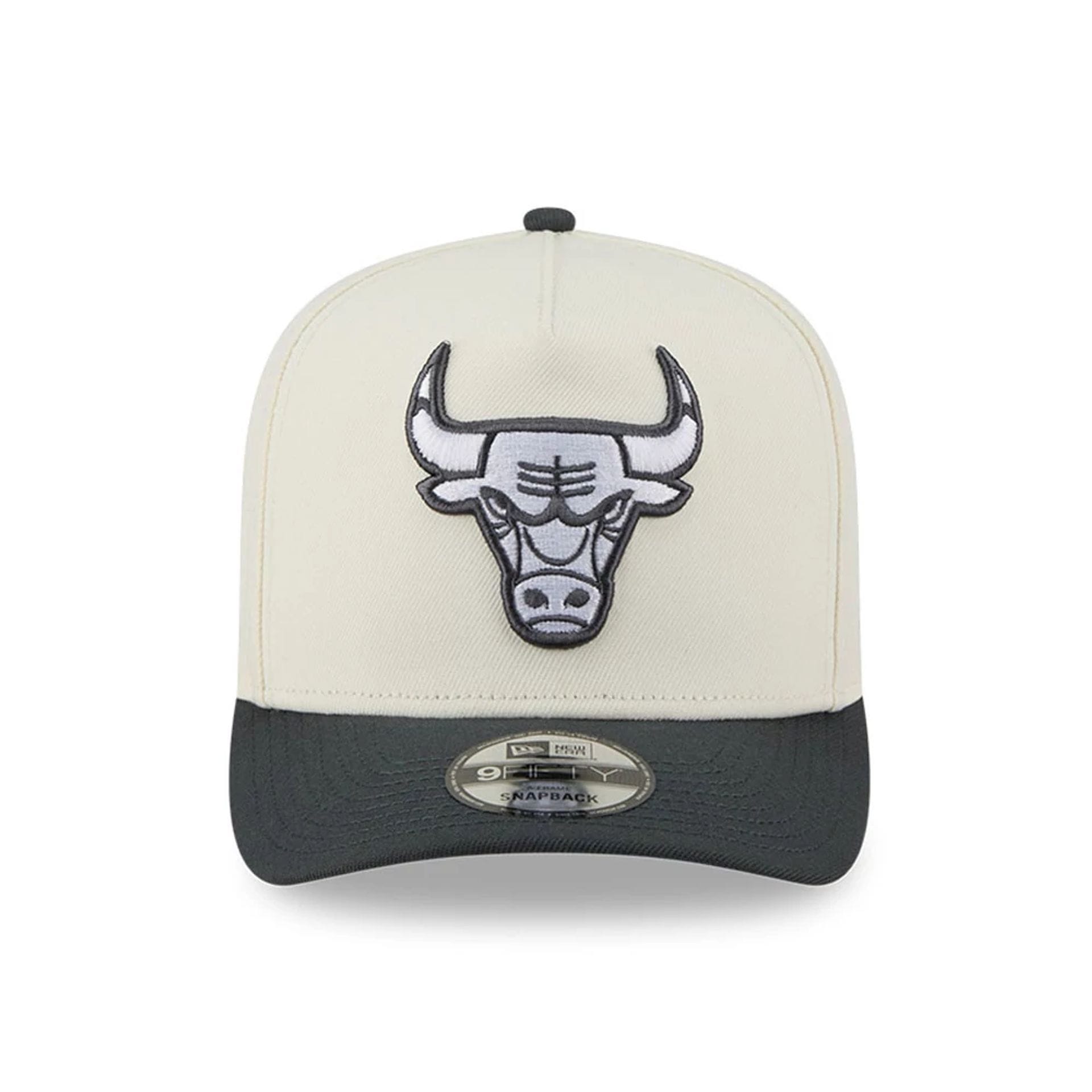Pictured is this NBA Chrome Chicago Bulls 9FIFTY A-Frame Snapback cap in cream. 3