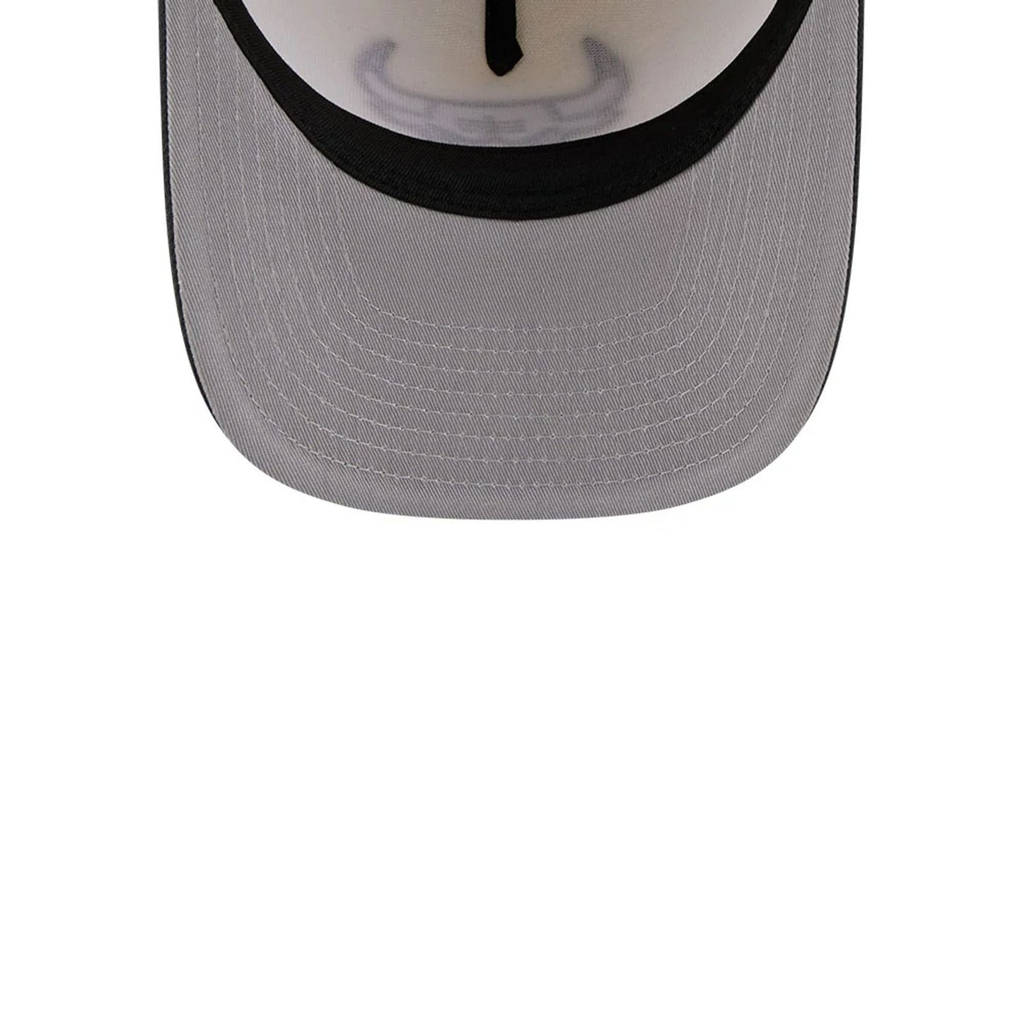 Pictured is this NBA Chrome Chicago Bulls 9FIFTY A-Frame Snapback cap in cream. 2