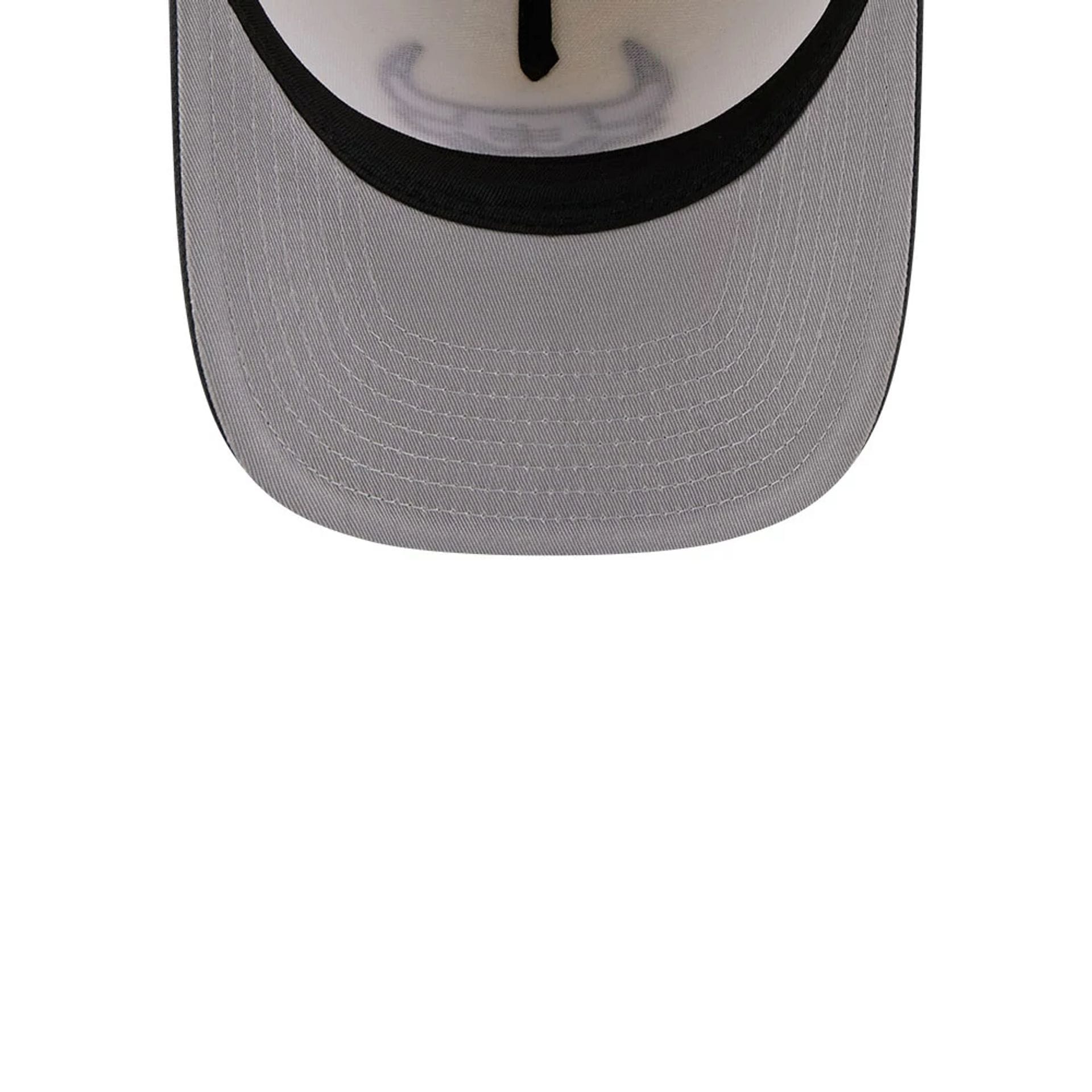 Pictured is this NBA Chrome Chicago Bulls 9FIFTY A-Frame Snapback cap in cream. 2