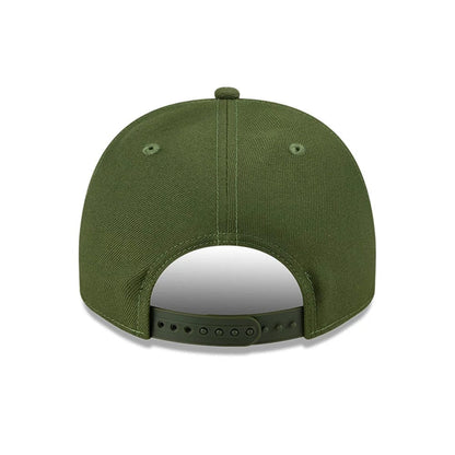 Pictured is this MLB Rifle Green LA Dodgers 9FIFTY A-Frame Snapback cap in dark green. 7