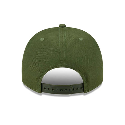 Pictured is this NHL Rifle Green Anaheim Ducks 9FIFTY A-Frame Snapback cap in dark green. 7