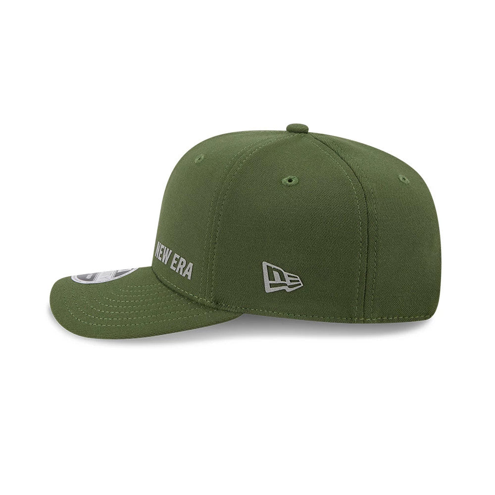Pictured is this New Era Flawless 9SEVENTY Stretch Snap cap in dark green. 5