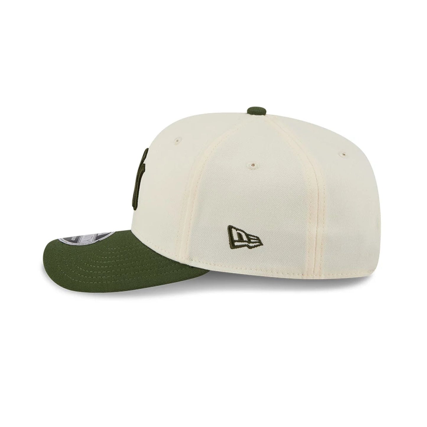 Pictured is this MLB Rifle Green New York Yankees 9SEVENTY Stretch Snap cap in white. 5