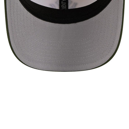 Pictured is this MLB Rifle Green New York Yankees 9SEVENTY Stretch Snap cap in white. 2