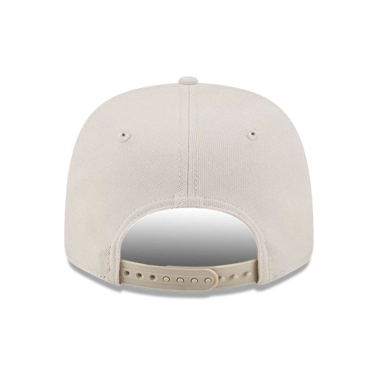 Pictured is this MLB New York Yankees 9SEVENTY Stretch Snap cap in light beige. 7