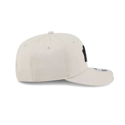 Pictured is this MLB New York Yankees 9SEVENTY Stretch Snap cap in light beige. 6