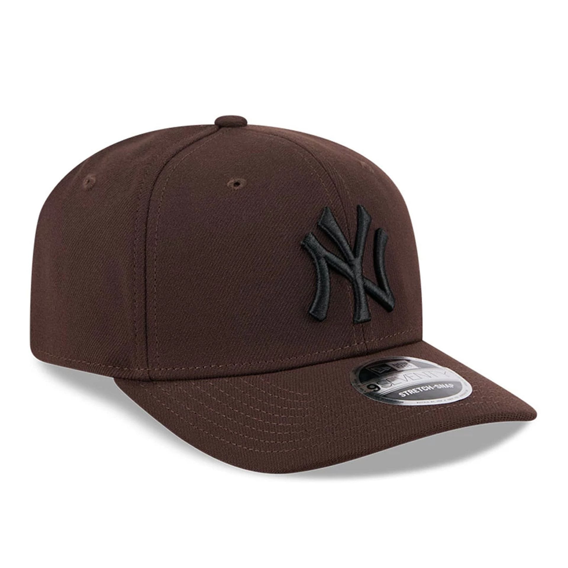 Pictured is this MLB New York Yankees 9SEVENTY Stretch Snap cap in dark brown. 3