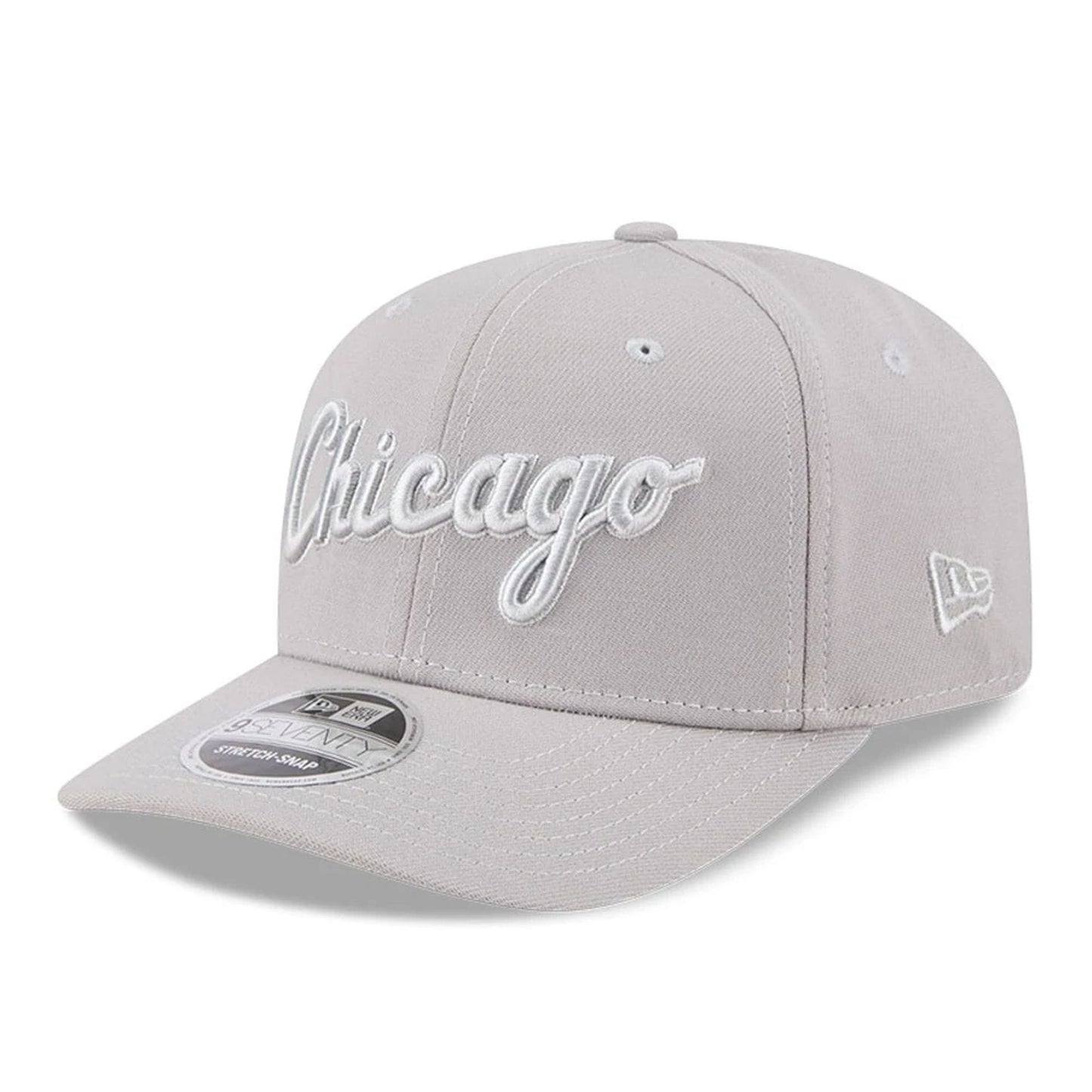 Pictured is this NBA Script Chicago Bulls 9SEVENTY Stretch Snap cap in grey. 1