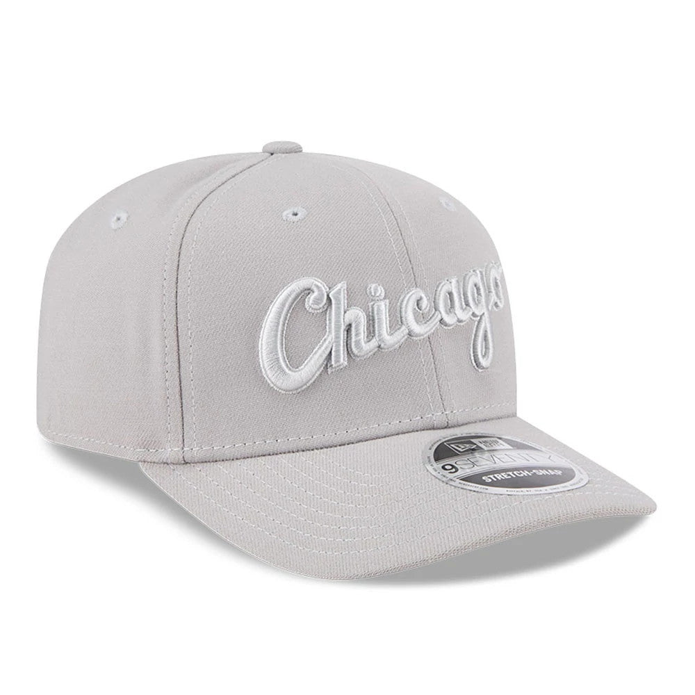 Pictured is this NBA Script Chicago Bulls 9SEVENTY Stretch Snap cap in grey. 3