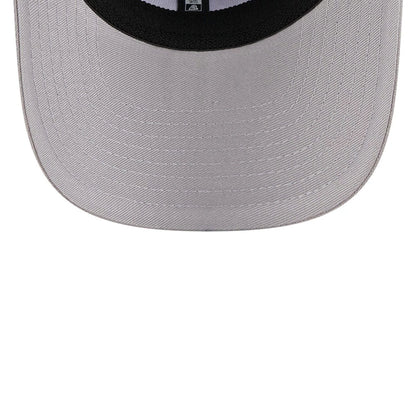 Pictured is this NBA Script Chicago Bulls 9SEVENTY Stretch Snap cap in grey. 7
